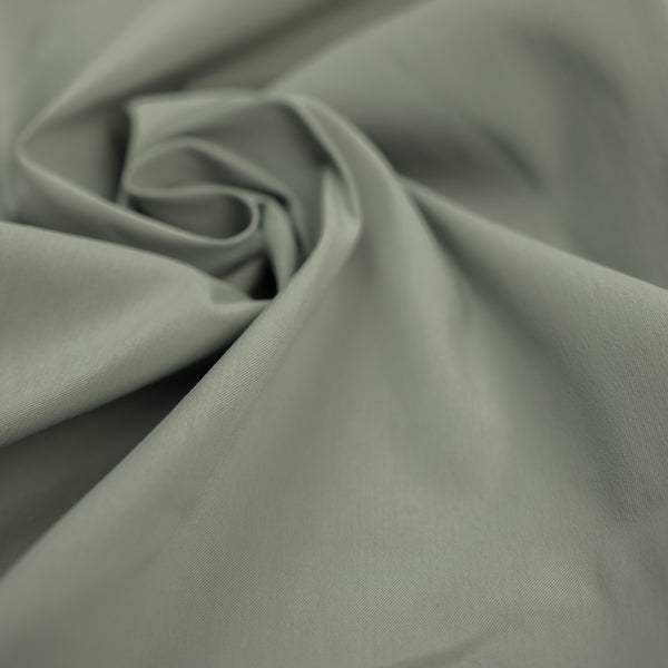 Vékony rugalmas szövet, 100% poliészter, menta színű, szélesség 145 cm