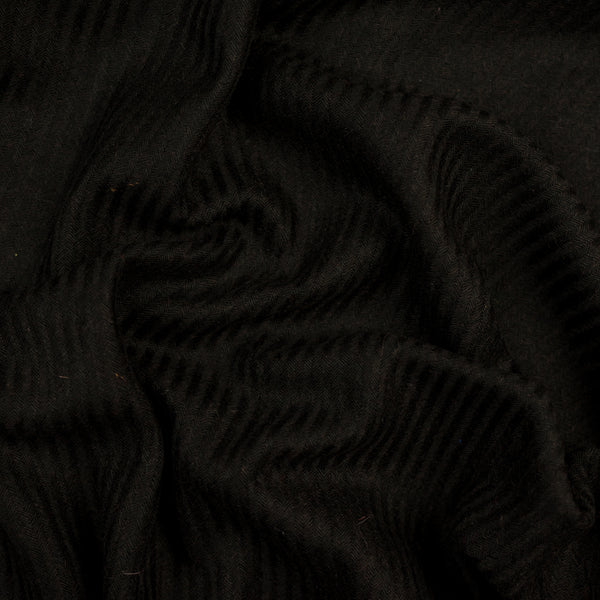 Fekete mintás szintetikus gyapjúszövet, szélesség 150 cm, 100% poliészter