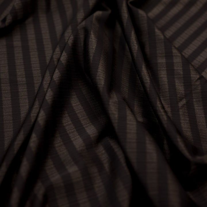 f2e3a5f09f25c50bc3ab5c2bccd2e749