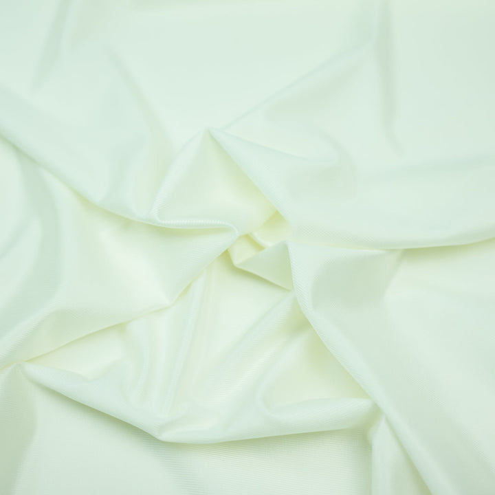 4d817e813e91974279830d901014afe7